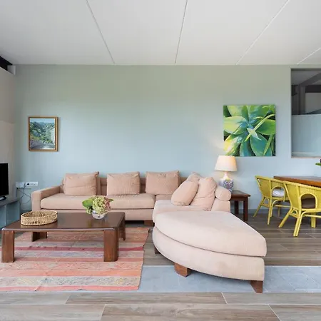 Villa Quiet With Views And Surrounded By Nature *
